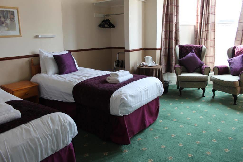 Palm Court B&B Ilfracombe Exteriér fotografie